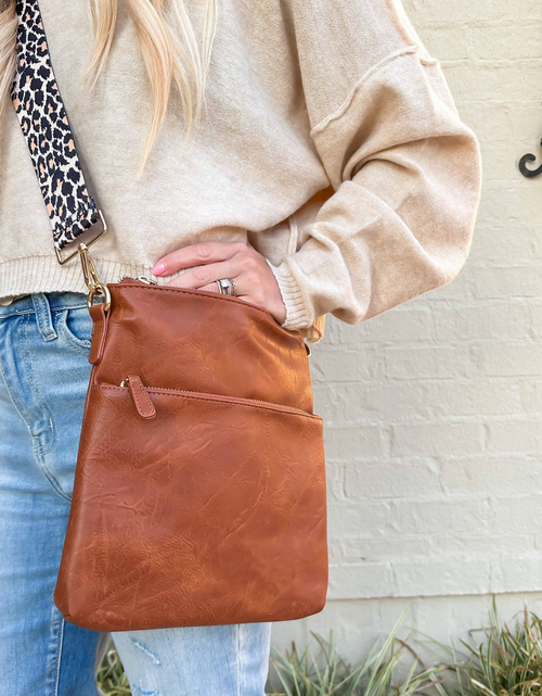 Load image into Gallery viewer, Chloe Crossbody | Choose Your Strap
