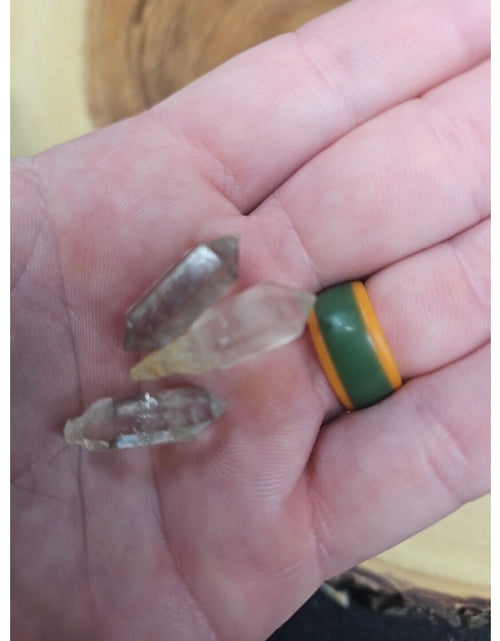 Load image into Gallery viewer, 3 herkimer diamonds new york
