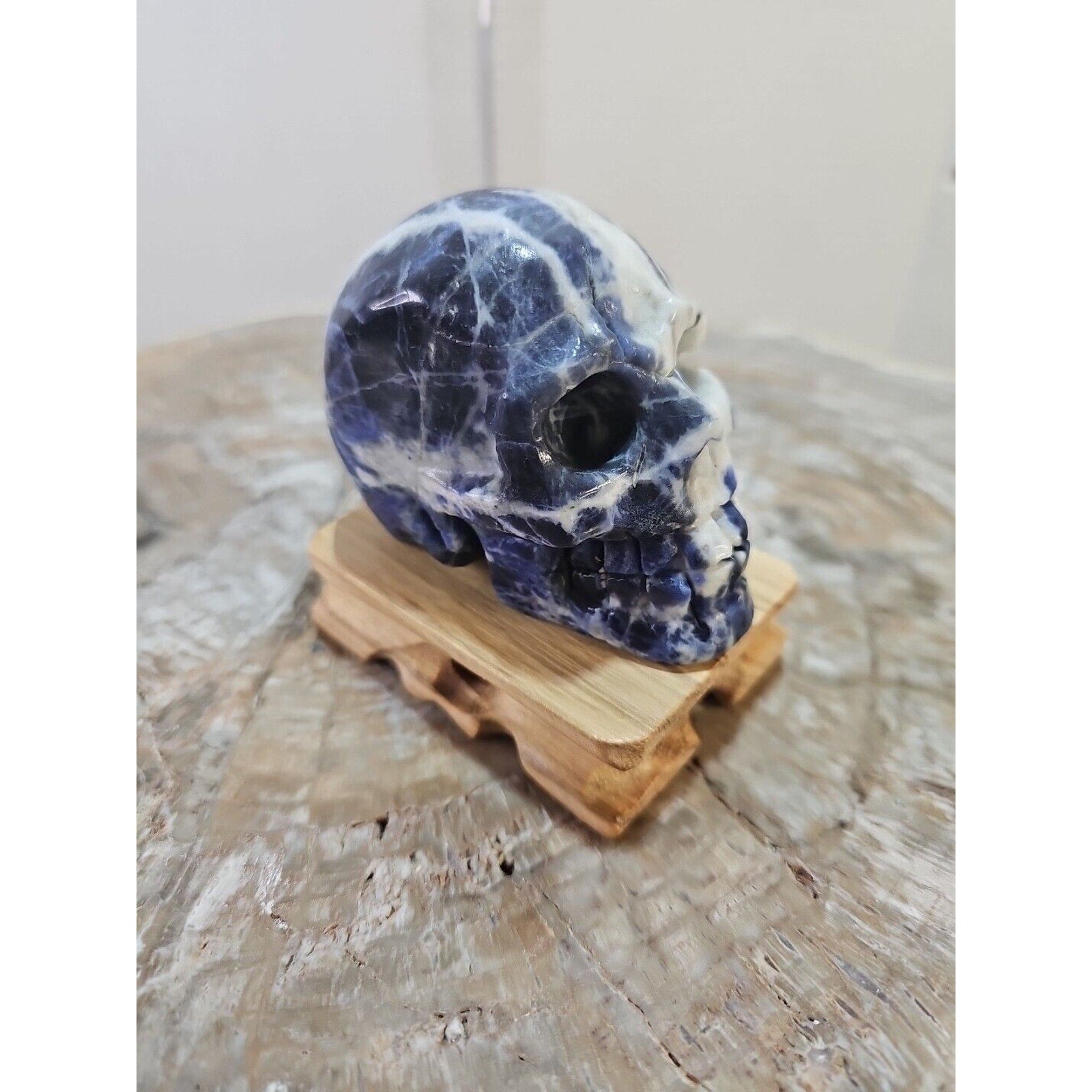 356G Natural Blue stripe quartz hand Carved skull crystal healing