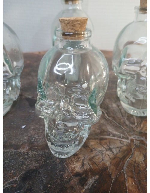 Load image into Gallery viewer, 4pcs Skull Decanter Leadfree Glass Skull Prop Bottle With Cork Stopper
