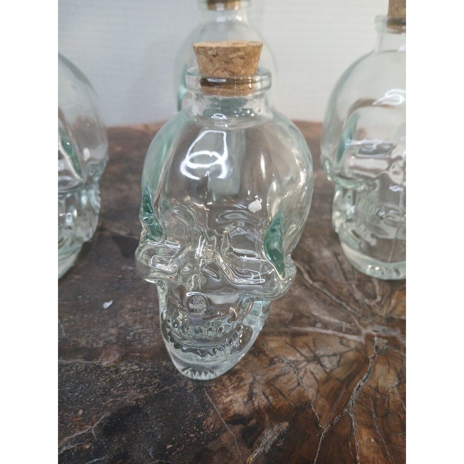 4pcs Skull Decanter Leadfree Glass Skull Prop Bottle With Cork Stopper