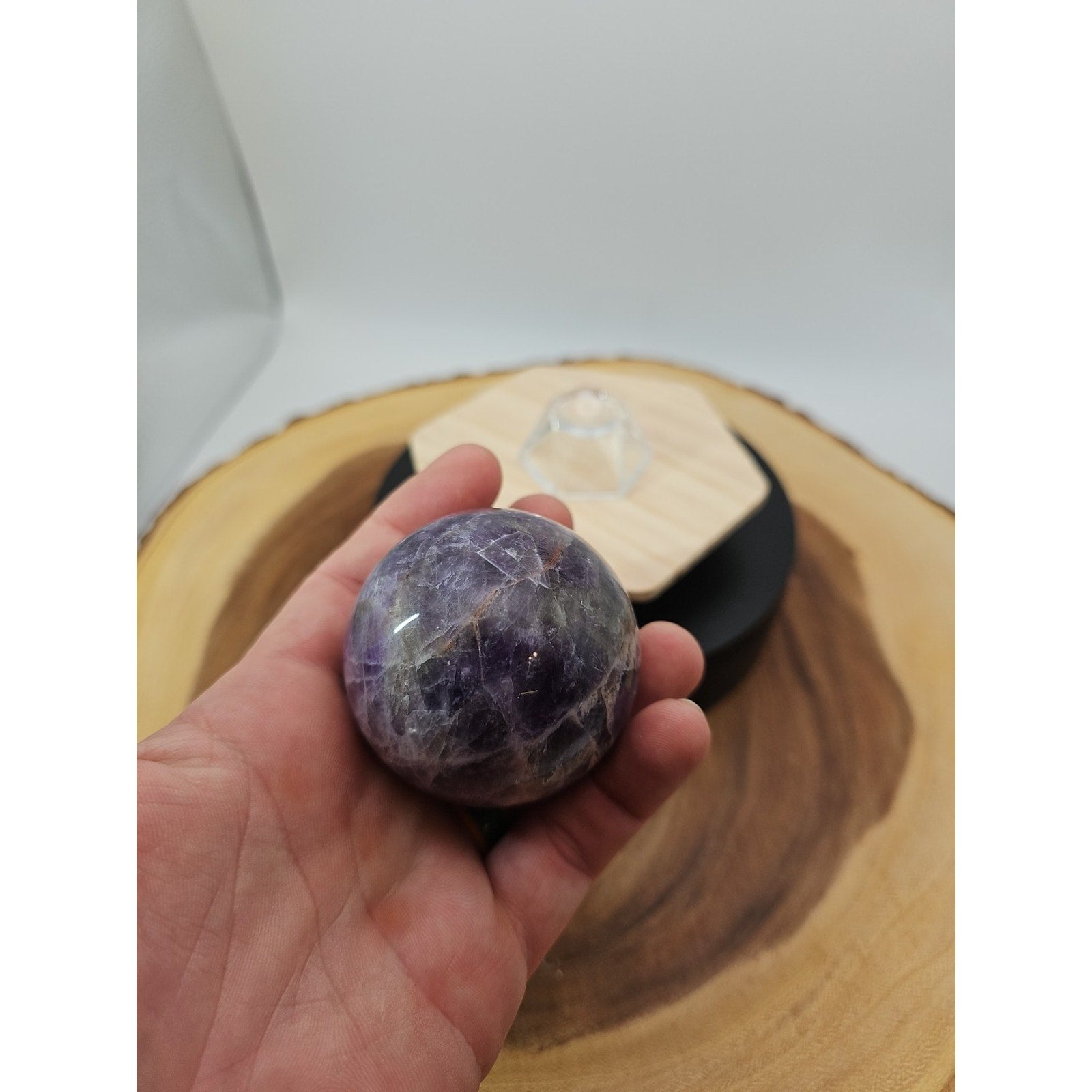 Chevron Amethyst Sphere 250g 56mm