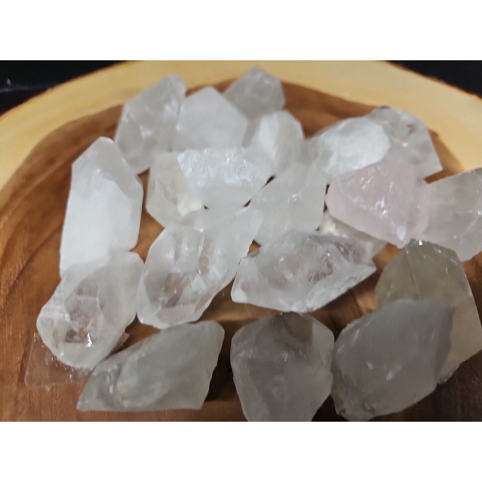 Hudge Quartz Crystal 4pcs