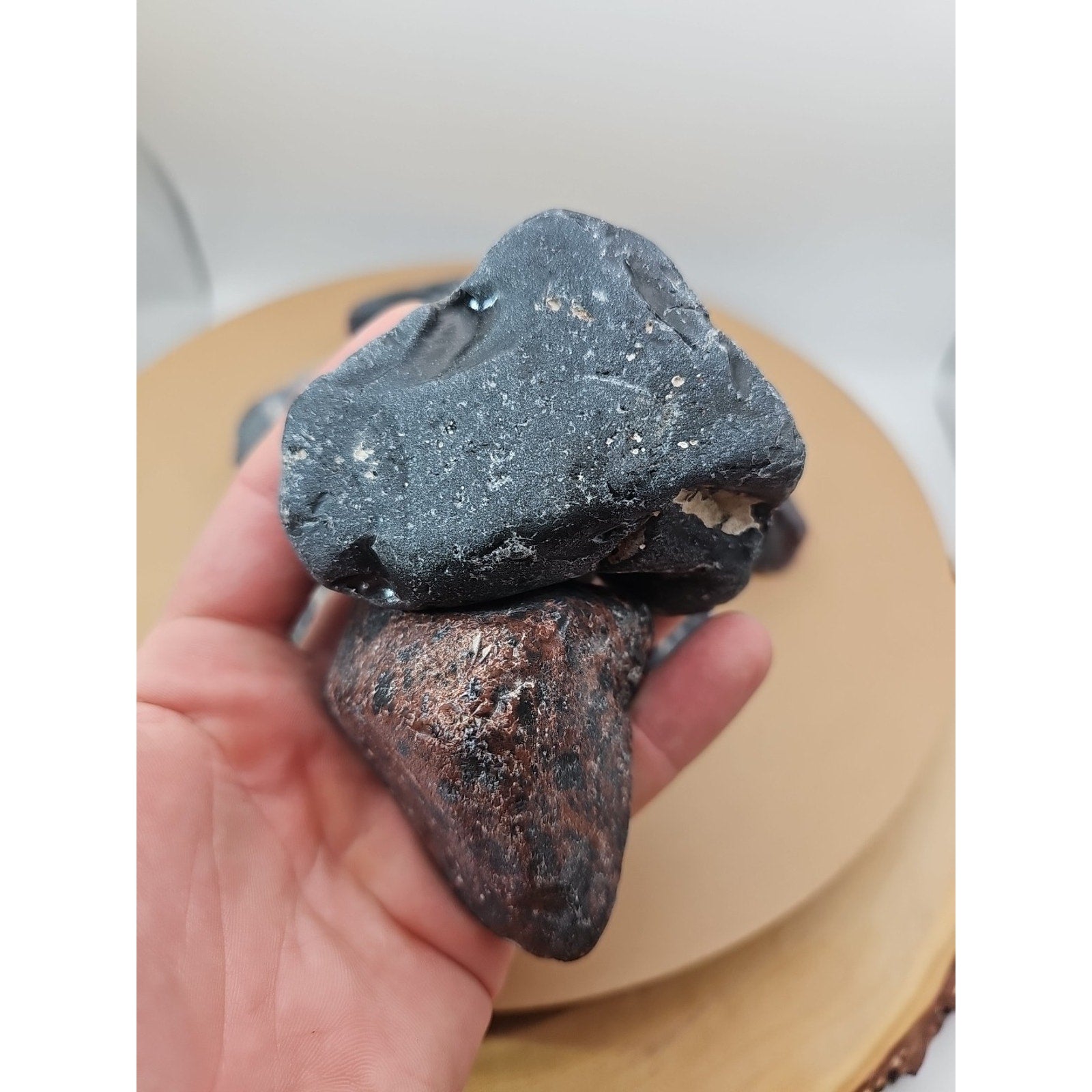 3.47lbs raw obsidian stone