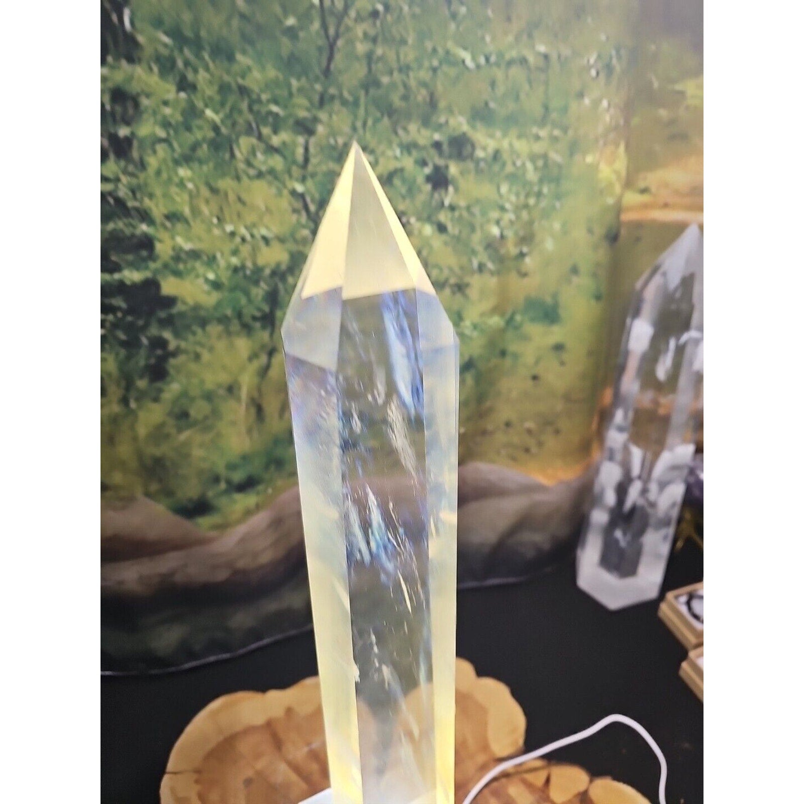 5.3lbs16in Smelting Quartz Tower W/Led Stand