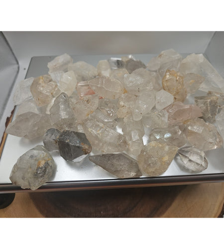 Quartz crystal points 1lb From Brazil