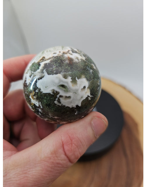 Load image into Gallery viewer, Moss Agate Sphere 187g Wstand 51mm
