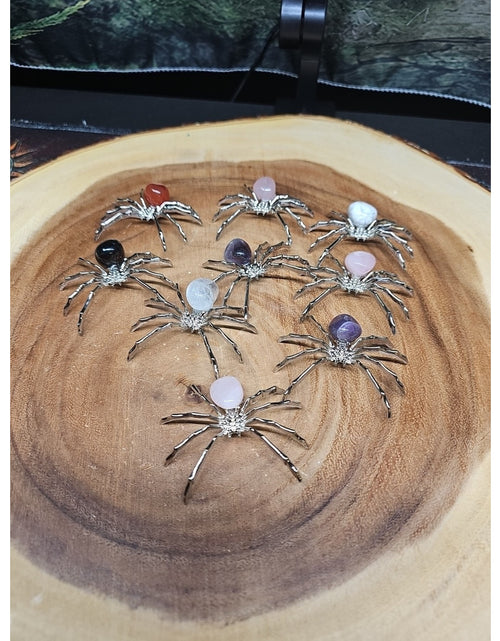 Load image into Gallery viewer, 1 Spider Crystal Ramdom Crystal Stone
