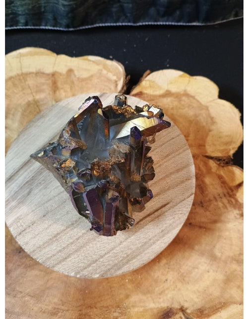 Load image into Gallery viewer, 0.95lb Rainbow Aqua Aura Quartz Crystal Cluster Points Titanium Coating
