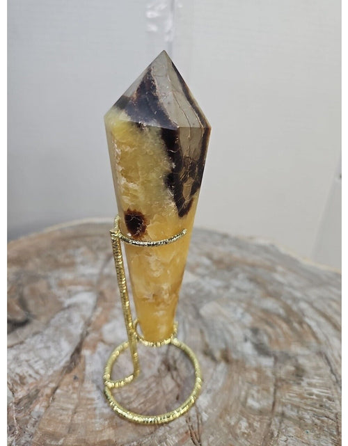 Load image into Gallery viewer, 251g Big Dragon Septarian Geode Quartz Crystal Geode Scepter Point Tower Healing
