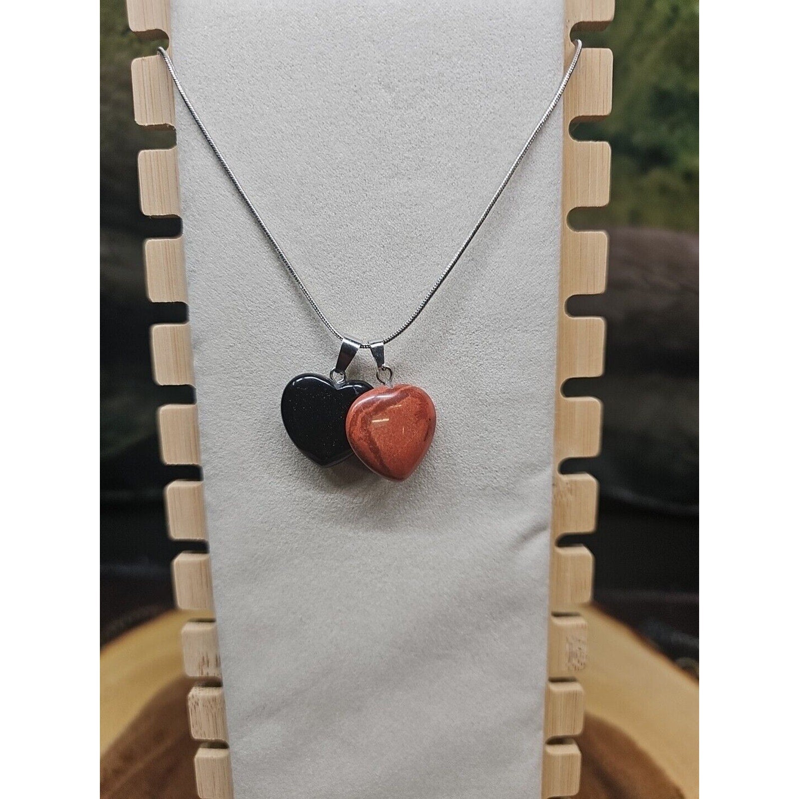 Pendant Necklace 16in Silver Chain Agate Heart