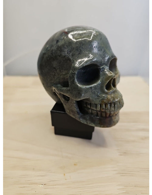 Load image into Gallery viewer, African Blood Skull Hand Carved. 1.56lb
