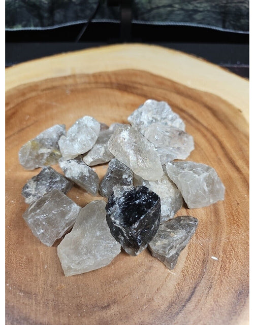 Load image into Gallery viewer, Smoky Quartz Crystal .75lbs 18pcs
