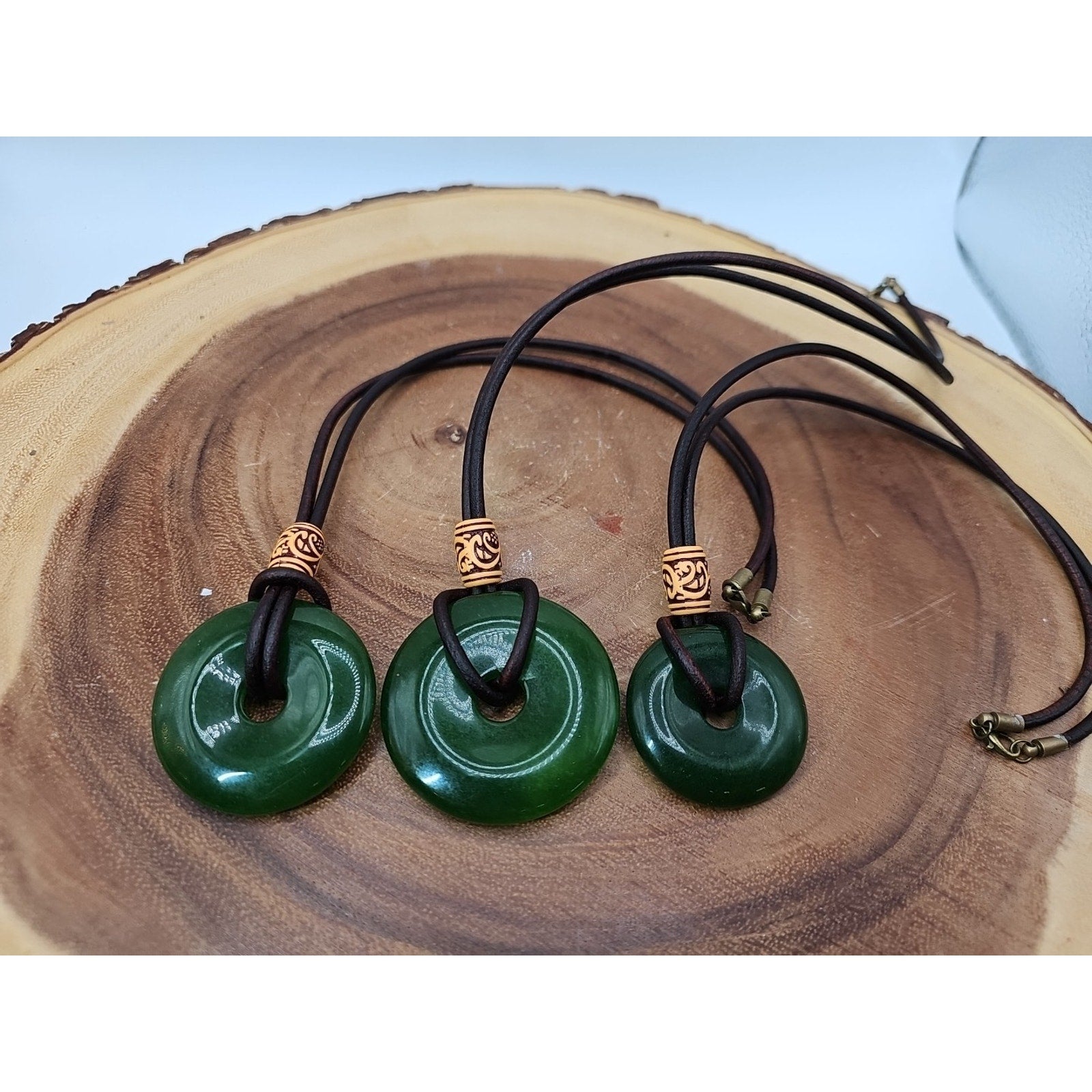Green jade good luck pendant 16in Leather Cord
