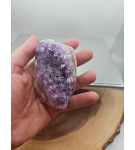 Amethyst Geode Cluster. .66lb