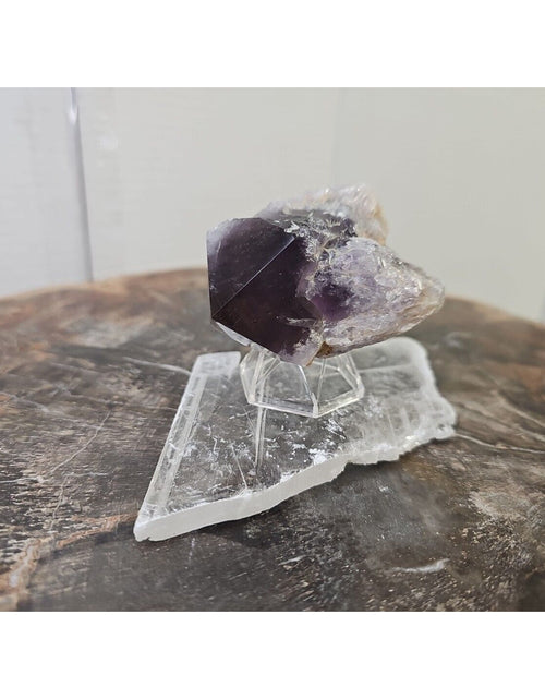 Load image into Gallery viewer, 209g Amethyst Point Crystal W/ Selenite Base Really Great Point!!
