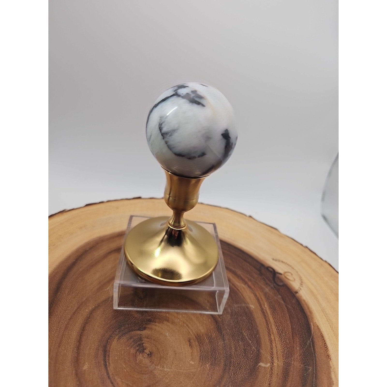 Tree Agate .53lb 53mm W/stand