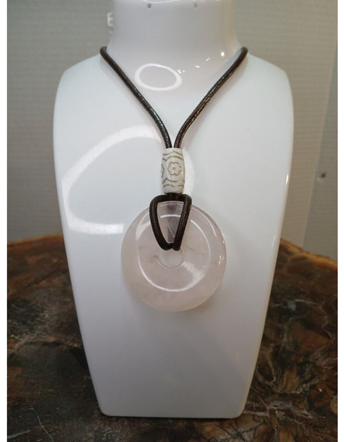 Load image into Gallery viewer, ROSE QUARTZ PENDANT NECKLACE
