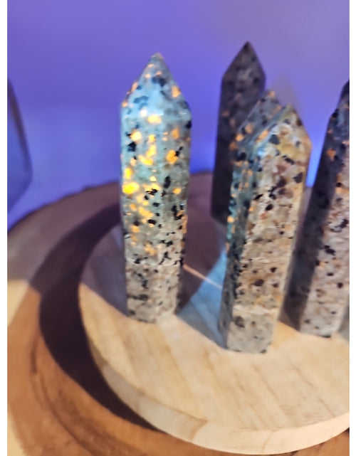 Load image into Gallery viewer, Yooperlite stone Tower UV Reactive 4in Tall Avg 98grams Avg 1 Each
