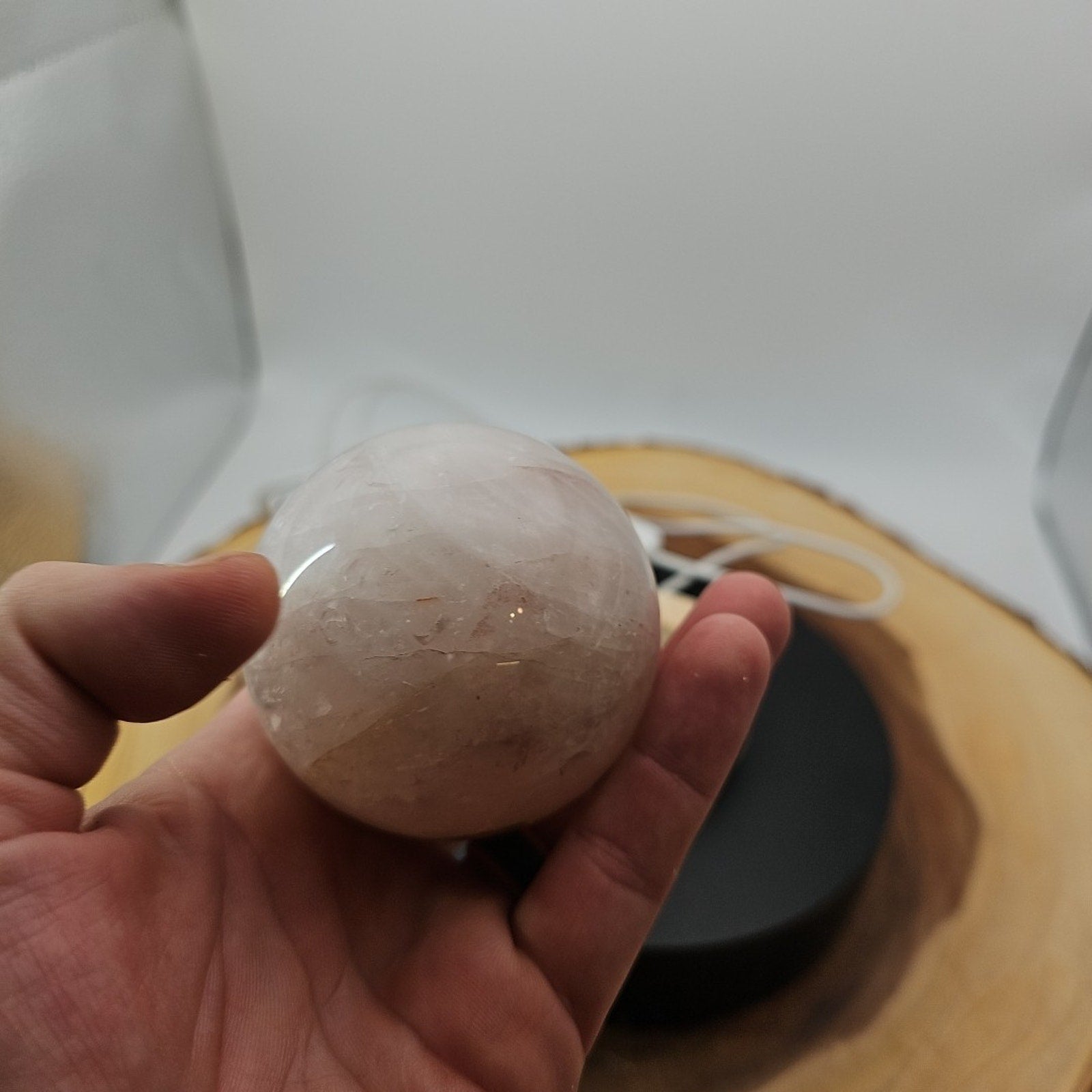 Quartz Crystal Sphere W/led Light Stand 63mm Avg