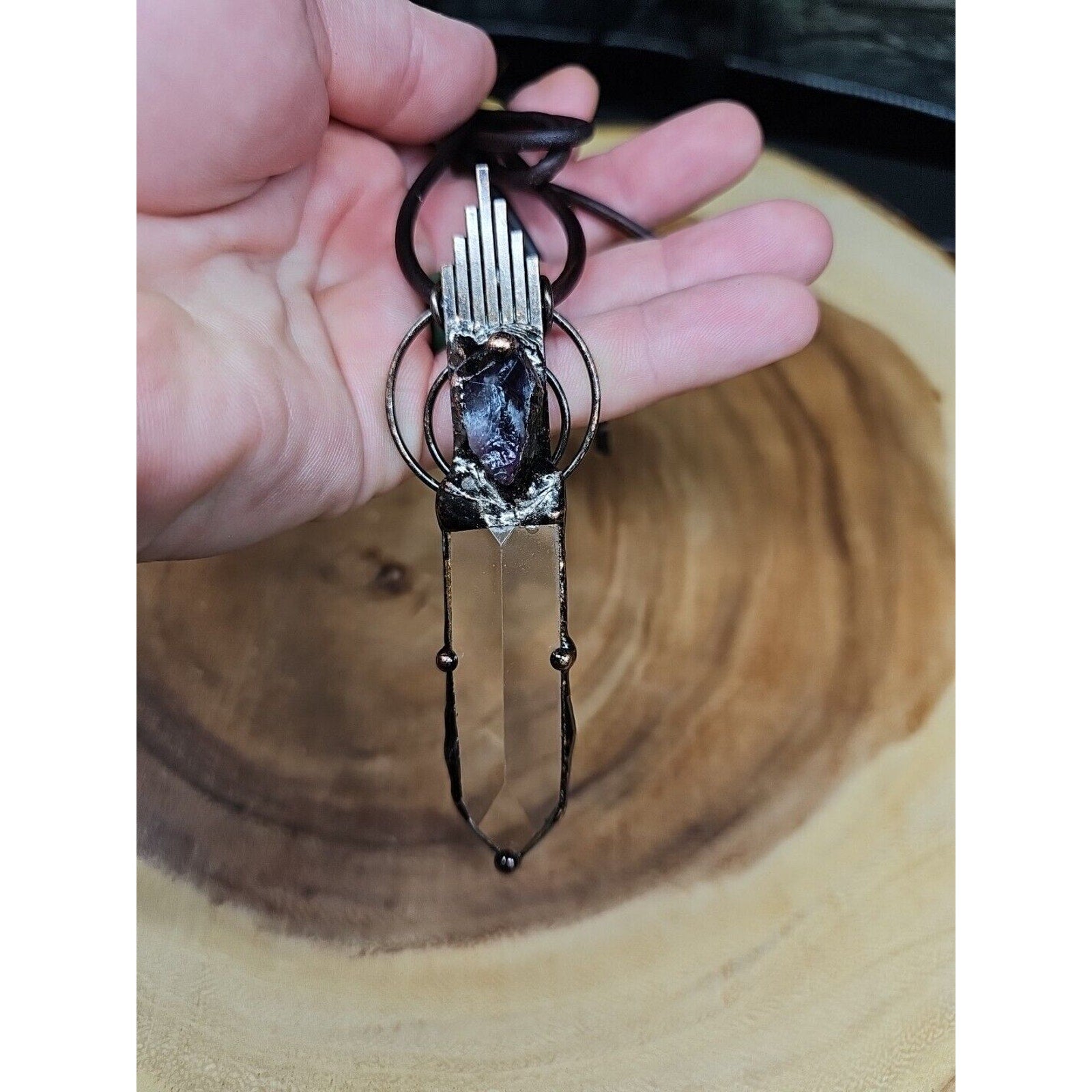 Healing Quartz Crystal Necklace W/Leather Cord