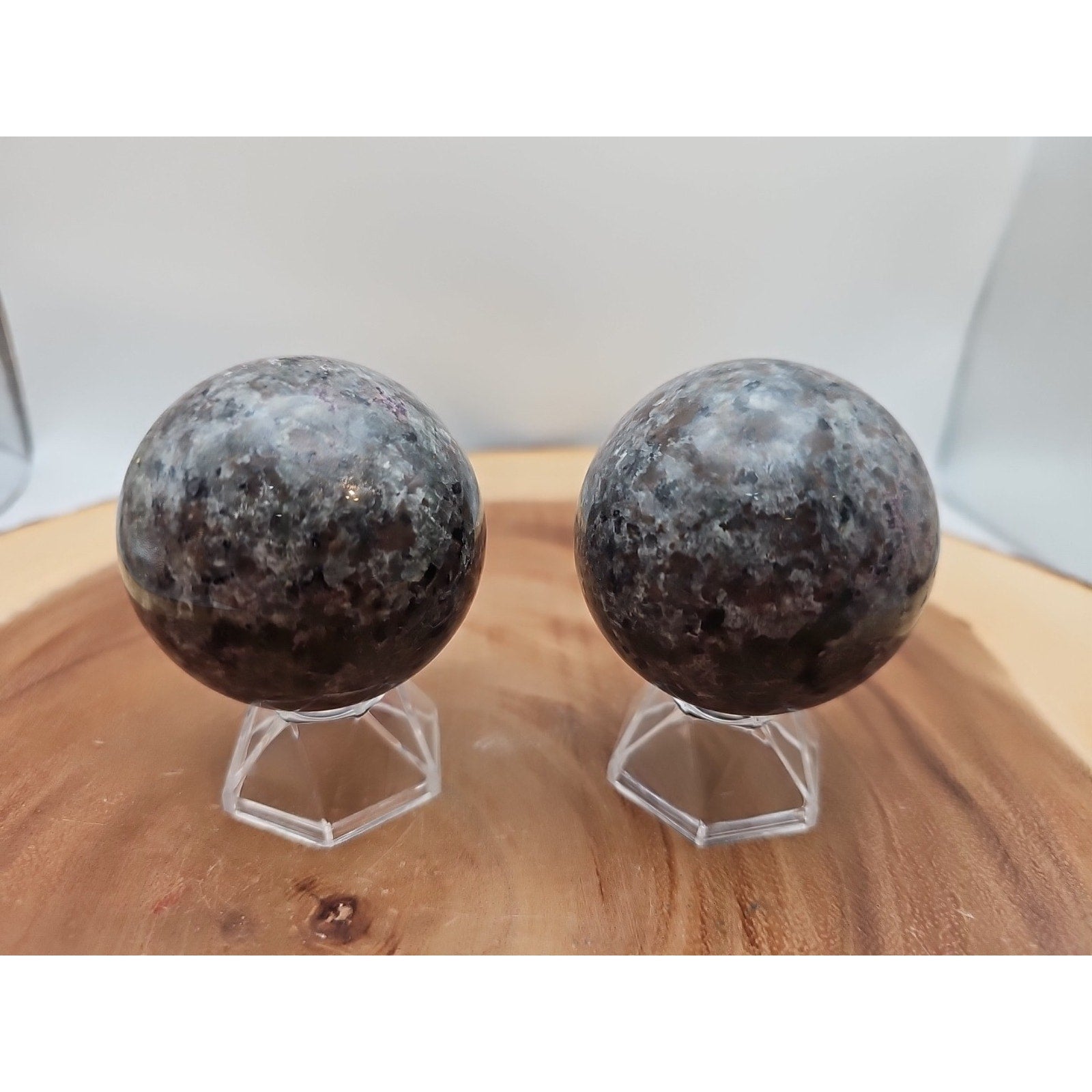 Yooperlite Stone Sphere 55mm 1 Each