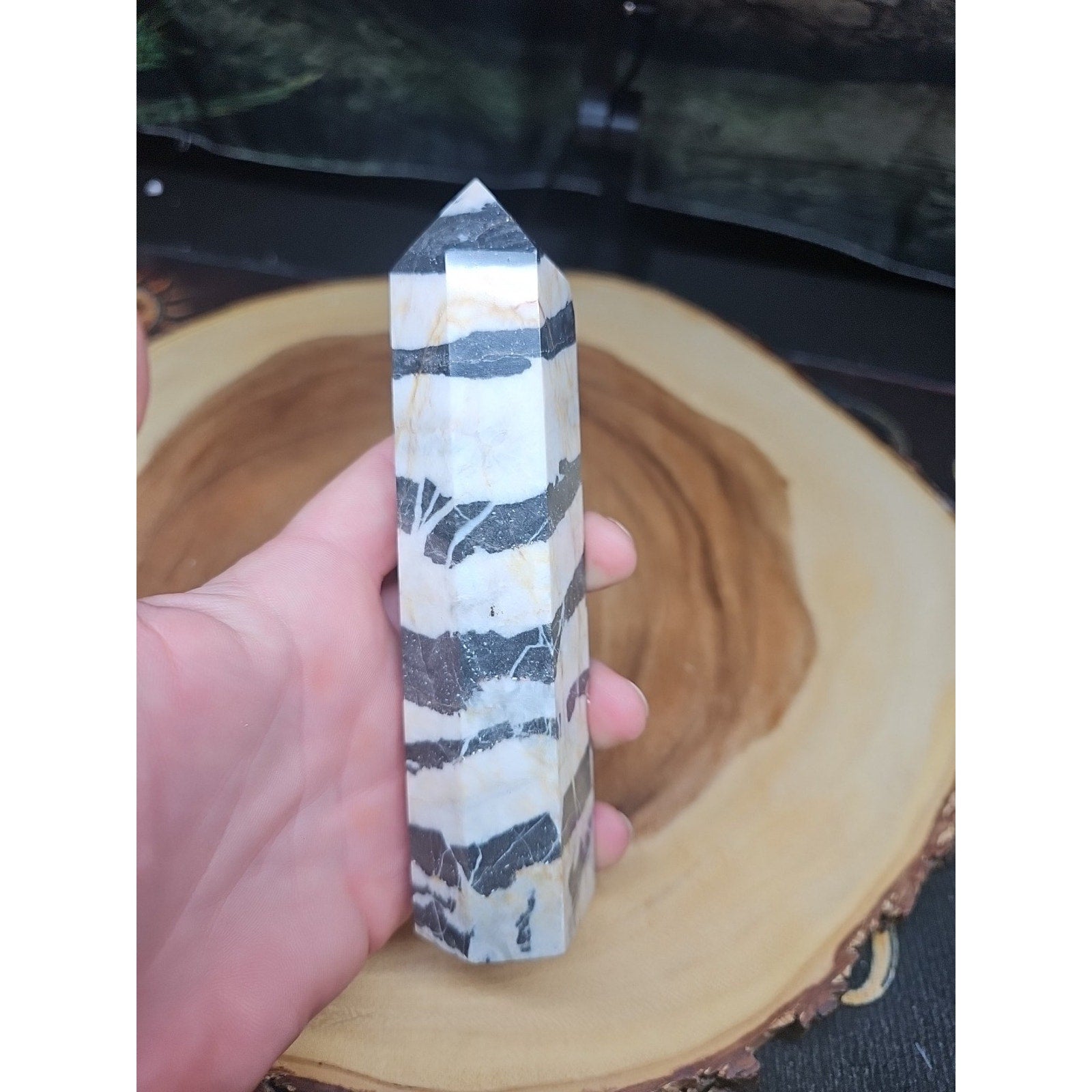 Zebra Stone Tower 341g 6in Tall