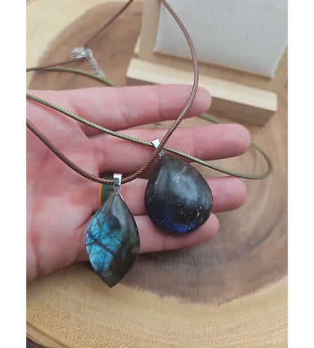 Labradorite Crystal Pendant 1 Each