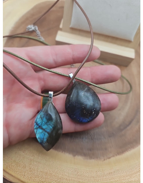 Load image into Gallery viewer, Labradorite Crystal Pendant 1 Each
