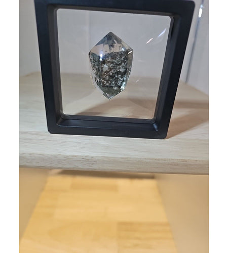 WOW！！！Rare TOP Natural hyaline Green Phantom Ghost Garden Quartz Crystal 30.7g