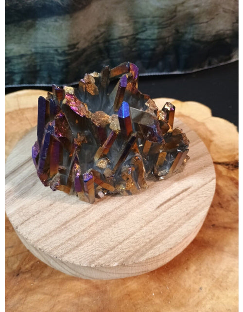 Load image into Gallery viewer, 0.95lb Rainbow Aqua Aura Quartz Crystal Cluster Points Titanium Coating
