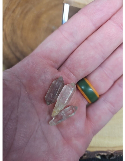 Load image into Gallery viewer, 3 herkimer diamonds new york

