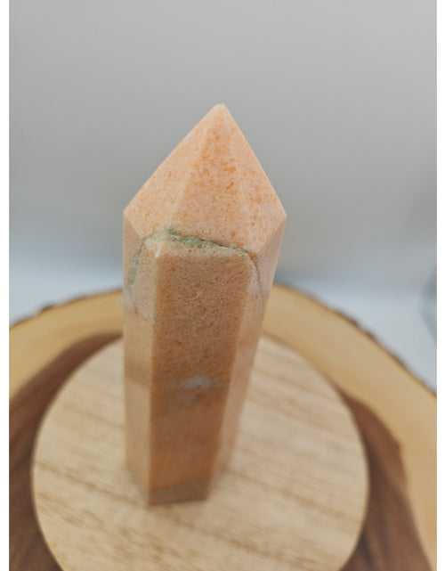 Load image into Gallery viewer, Sunstone Tower 427grams 6in Tall
