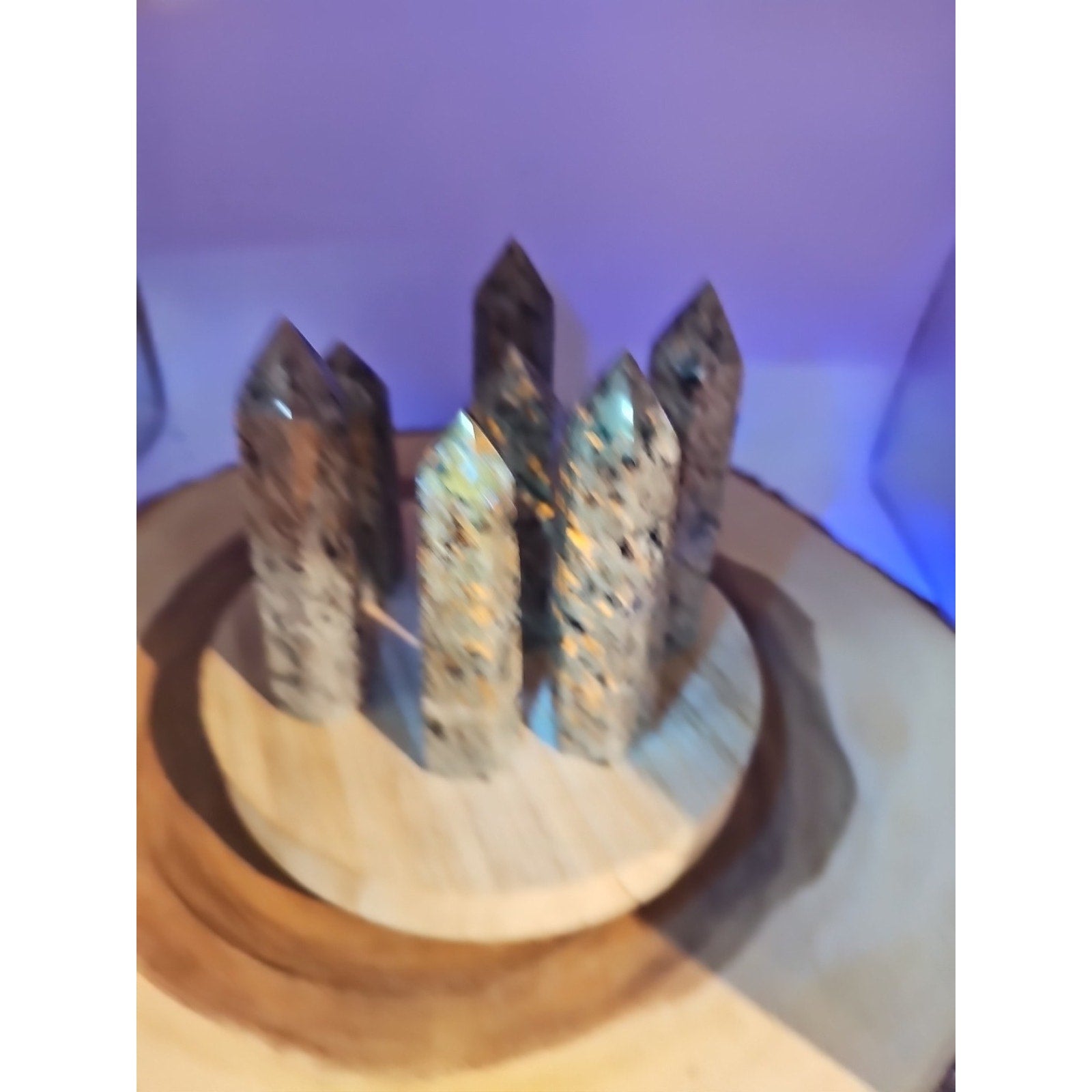 Yooperlite stone Tower UV Reactive 4in Tall Avg 98grams Avg 1 Each