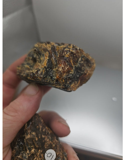 Load image into Gallery viewer, Amber Stone 2pcs
