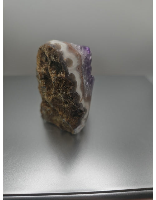 Load image into Gallery viewer, Amethyst Geode Cluster. .66lb
