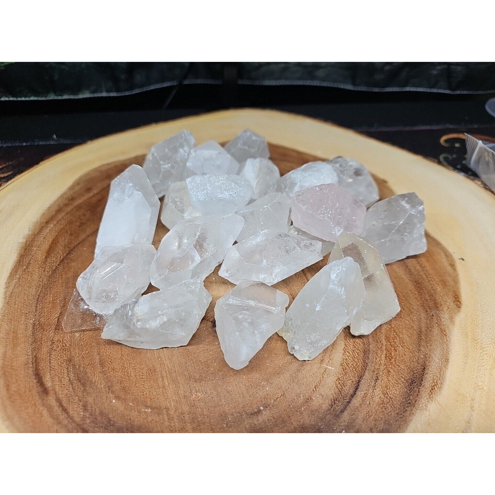 Hudge Quartz Crystal 4pcs