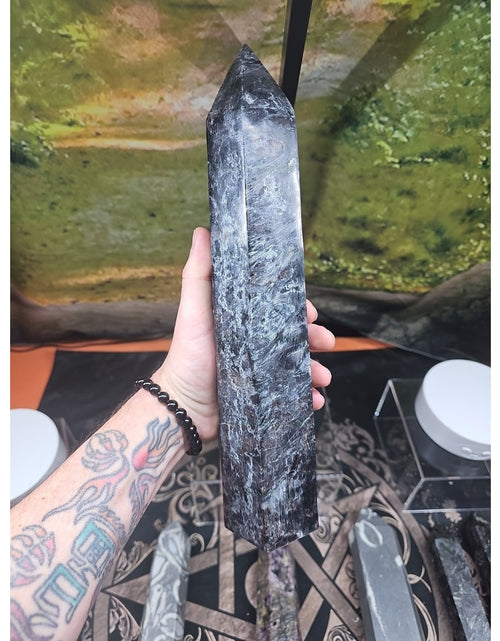 Load image into Gallery viewer, 6lbs 13in Tall Arfvedsonite Garnet Blue Flashes Crystal Point
