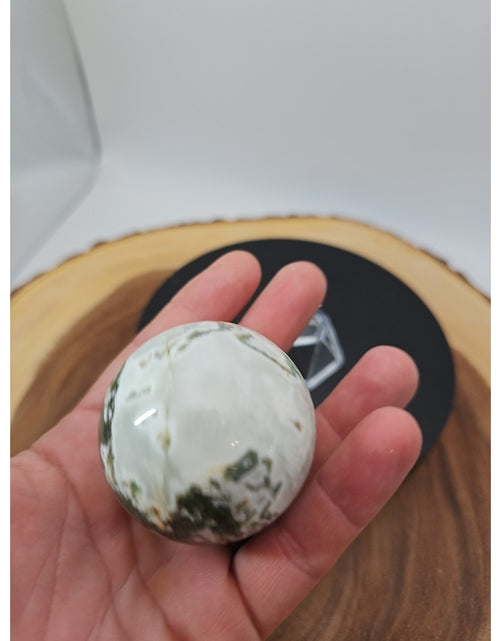 Load image into Gallery viewer, Moss Agate Sphere 187g Wstand 51mm
