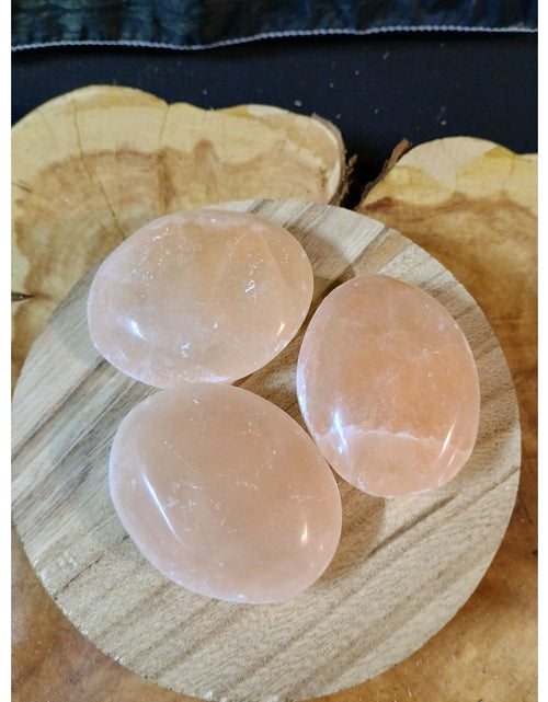 Load image into Gallery viewer, 1 Each Oval Shape Peach Palmstone
