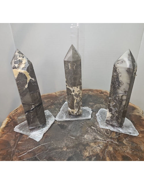 Load image into Gallery viewer, 4.28LB 3Pcs Natural Vesuvianite Agate Carnelian Crystal Point W/Selenite Base
