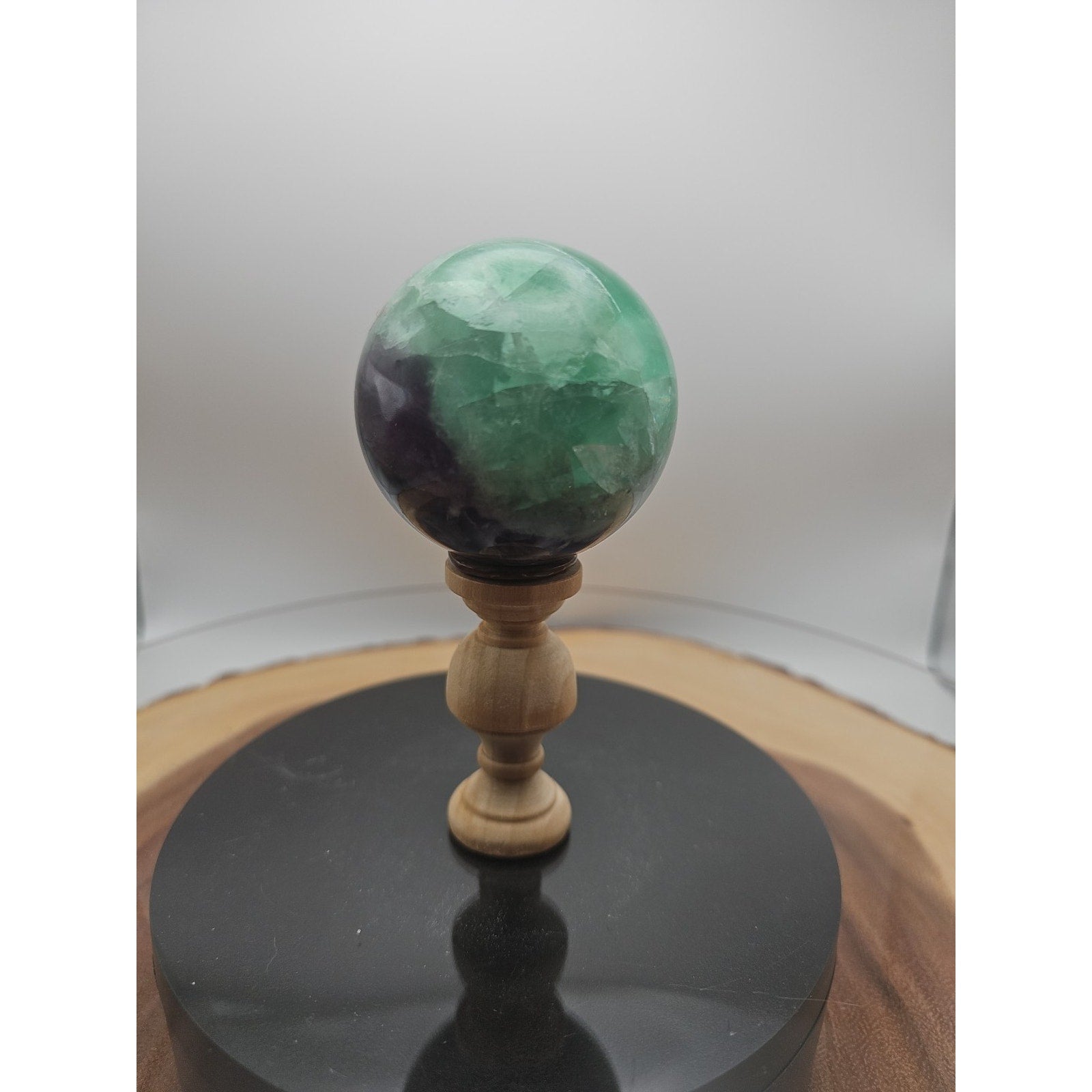 Fluorite Speare .71lbs W/Stand
