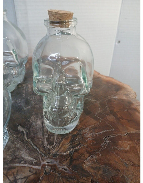 Load image into Gallery viewer, 4pcs Skull Decanter Leadfree Glass Skull Prop Bottle With Cork Stopper
