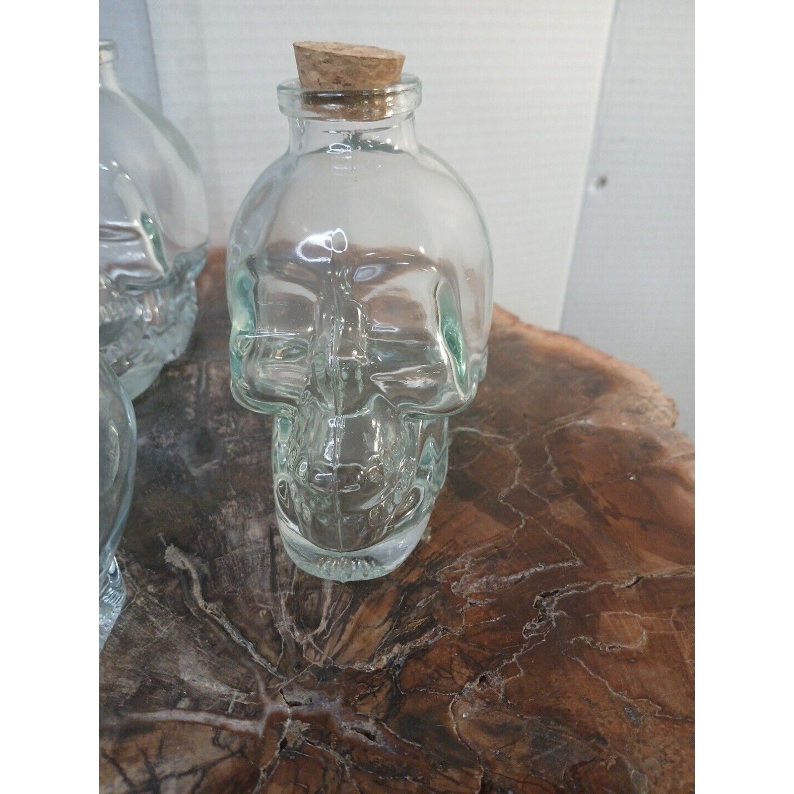 4pcs Skull Decanter Leadfree Glass Skull Prop Bottle With Cork Stopper