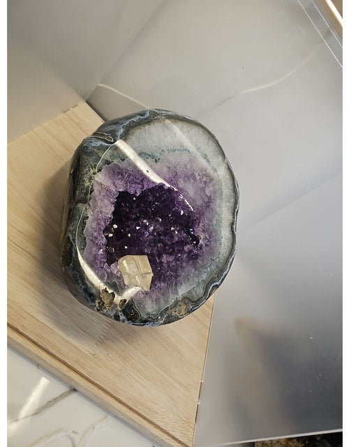 Load image into Gallery viewer, XLarge amethyst crystal cluster geode 10.5 Lbs
