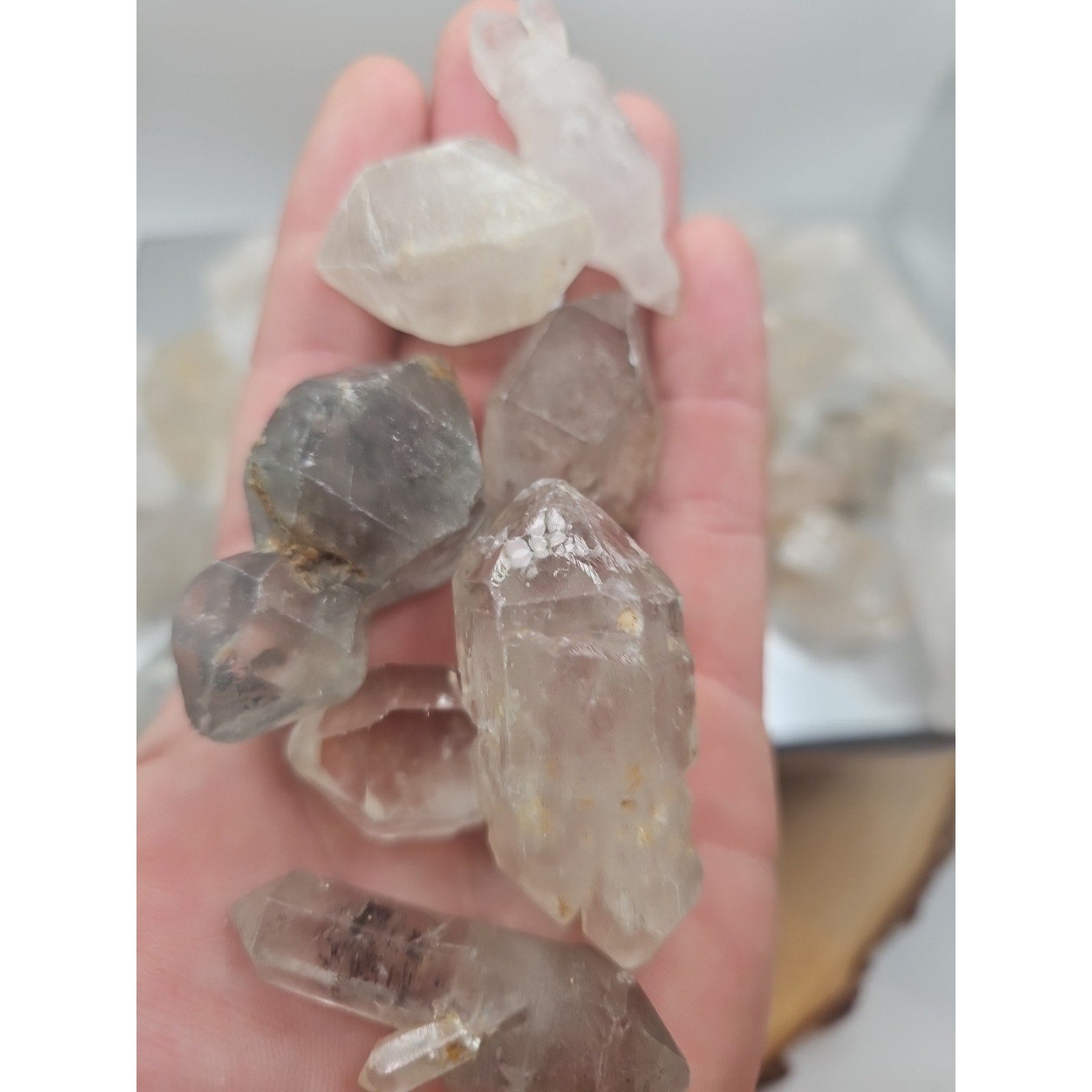 Quartz crystal points 1lb From Brazil