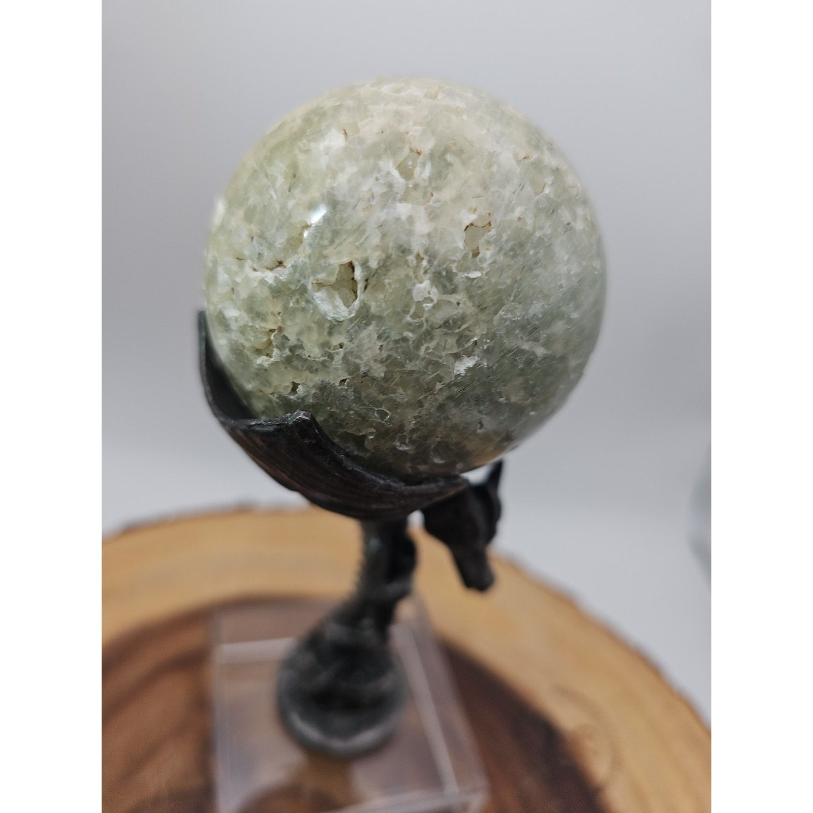 1lb 70mm Green Quartz W/Dragon Stand