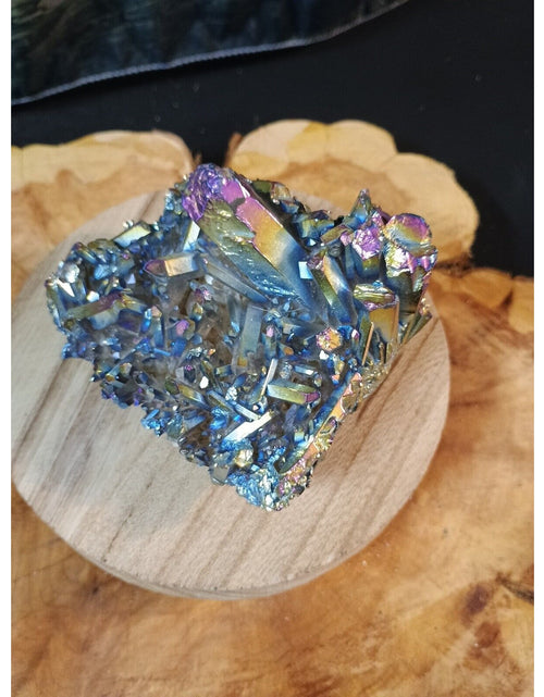 Load image into Gallery viewer, 0.68lb Rainbow Aqua Aura Quartz Crystal Cluster Points Titanium Coating
