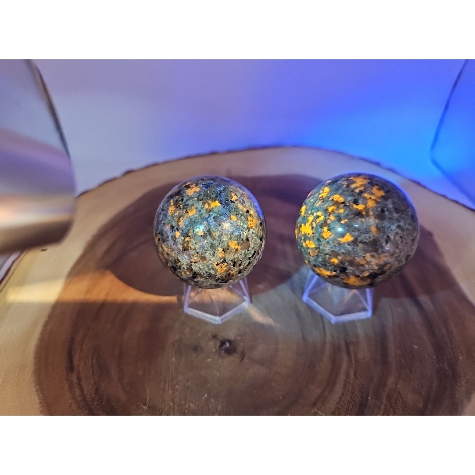 Yooperlite Stone Sphere 55mm 1 Each