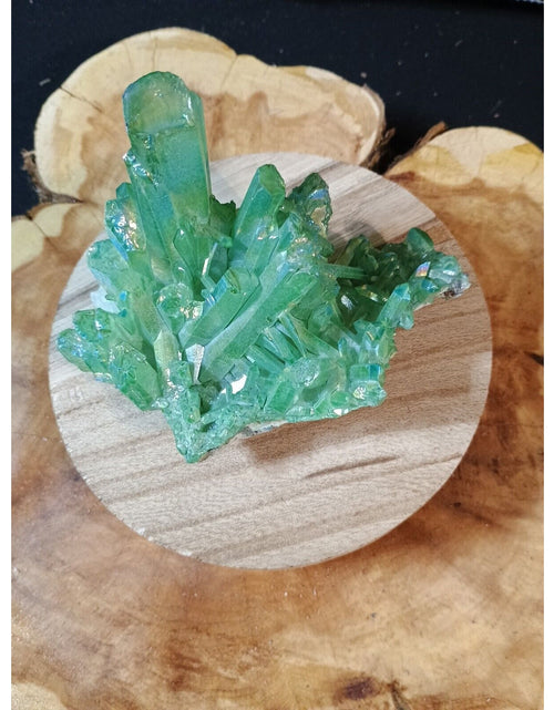 Load image into Gallery viewer, 0.76 Lb Rainbow Aqua Aura Quartz Crystal Cluster Points Titanium Coating
